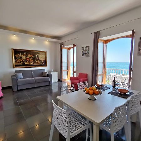 Super Panorama & Astonishing Apartment Seaview Giardini-Naxos Exterior foto