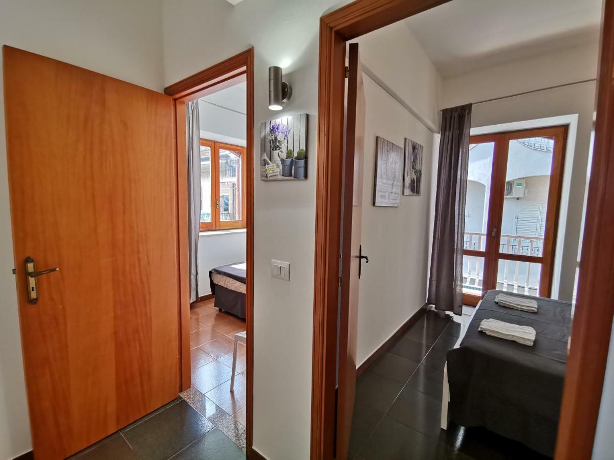 Super Panorama & Astonishing Apartment Seaview Giardini-Naxos Exterior foto